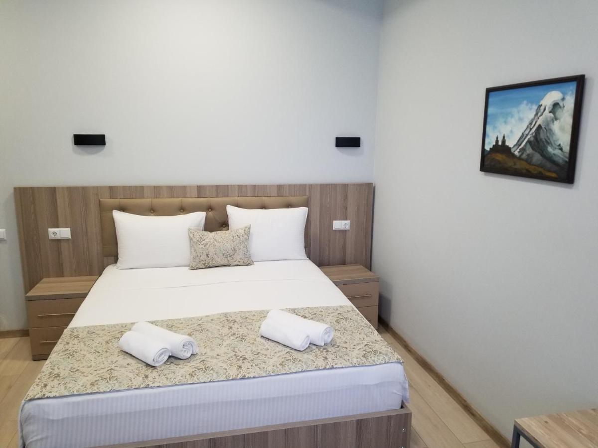 Vita Gardenia Hotel Tsqaltubo Eksteriør billede